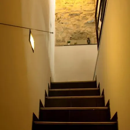 Casa *