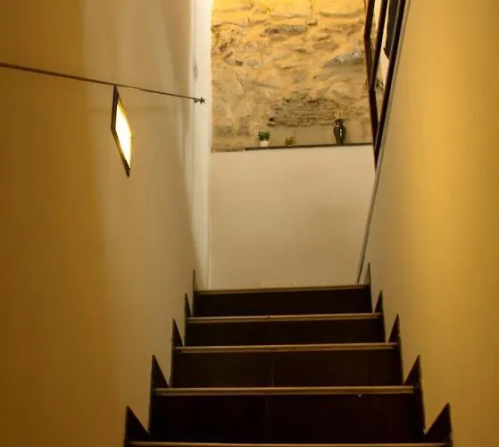 Casa *